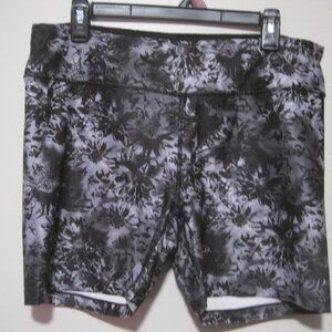 ENERGY ZONE Performance Shorts Women's XL Gray Black Floral Activewear Speed-Dri